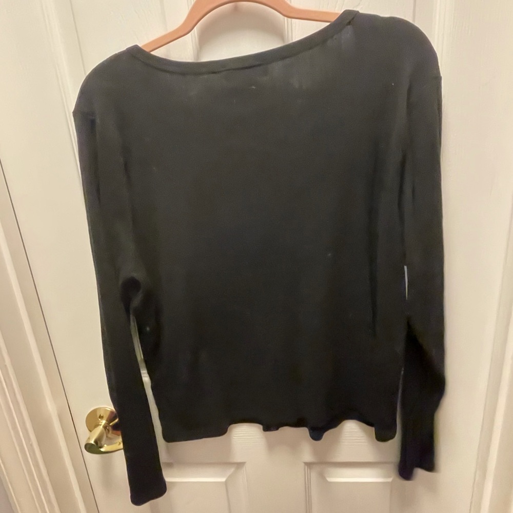 Button Up Top - Picture 2 of 3